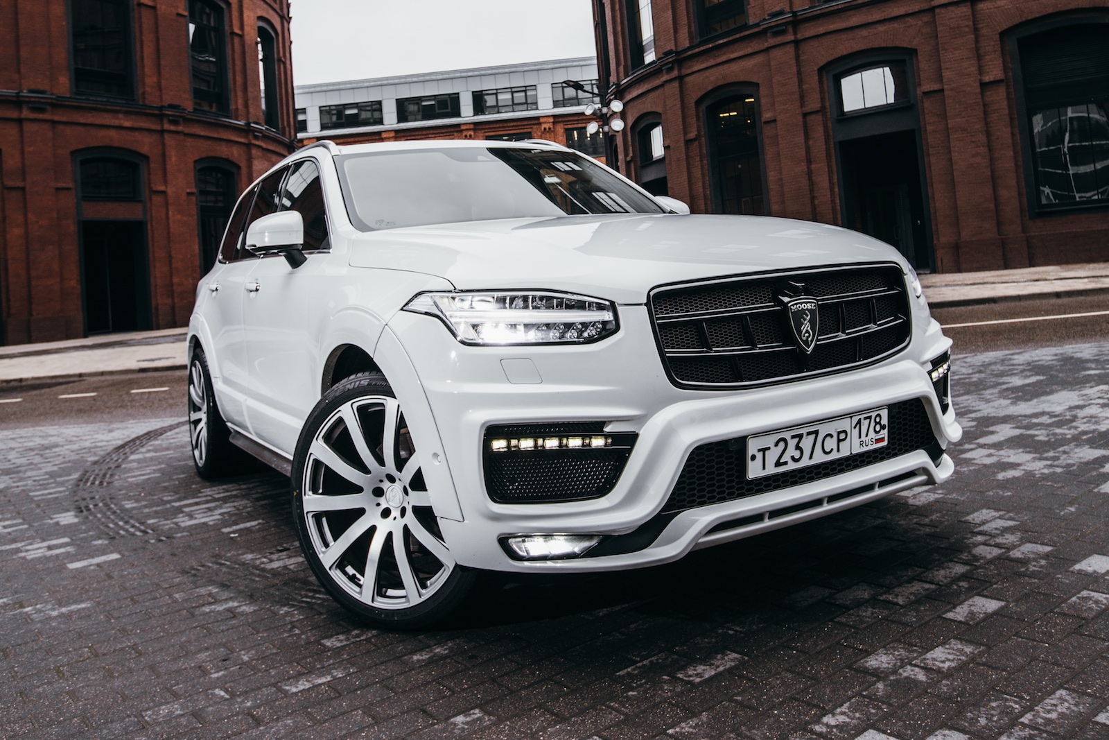 Диски для Volvo XC60. Купить диски на Вольво XC90 в Москве