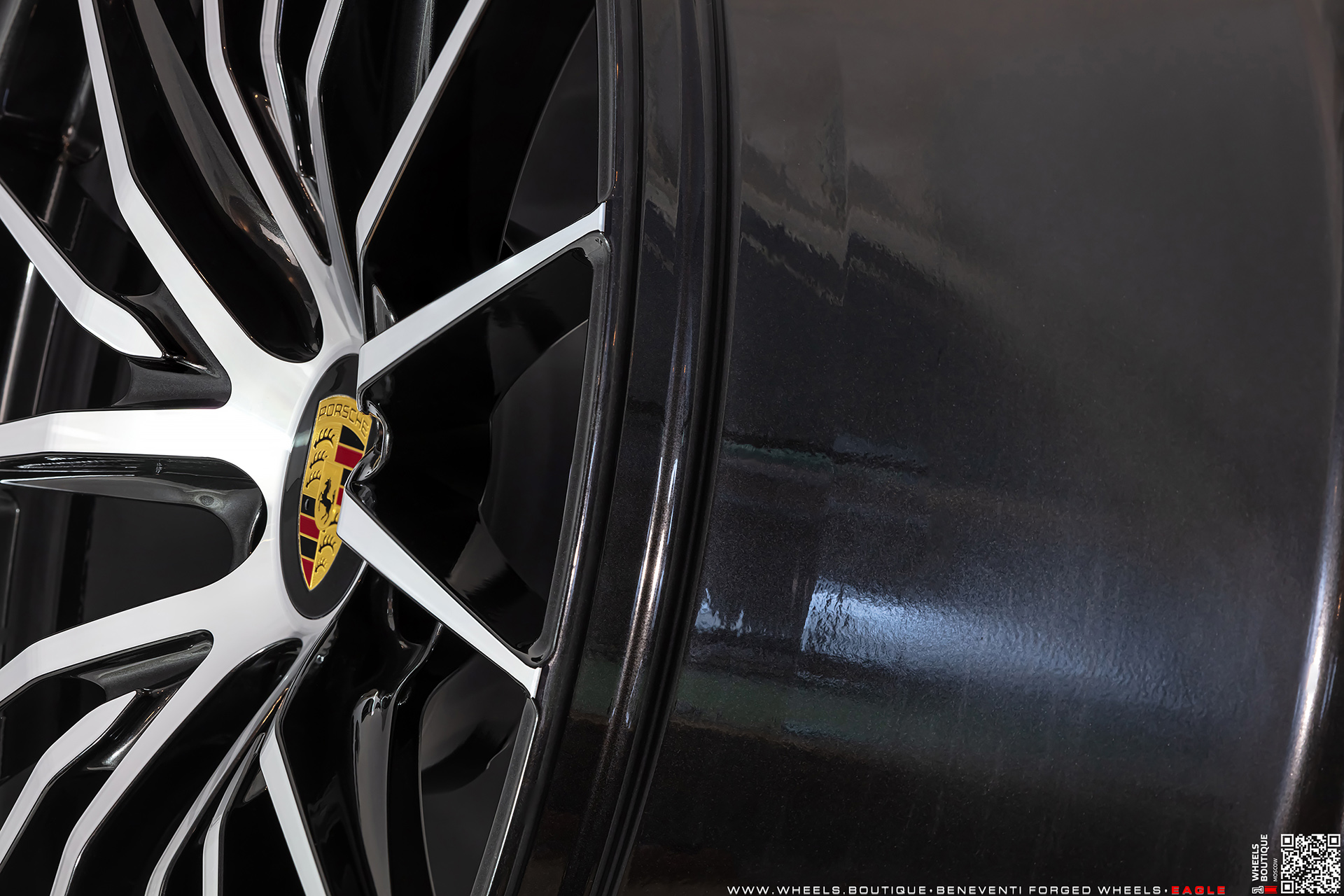 Кованый моноблок Beneventi EAGLE в отделке карбон графит с алмазной проточкой для Porsche Cayenne