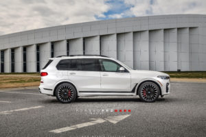 BMW X7 White Forged PRO OX20 Conf